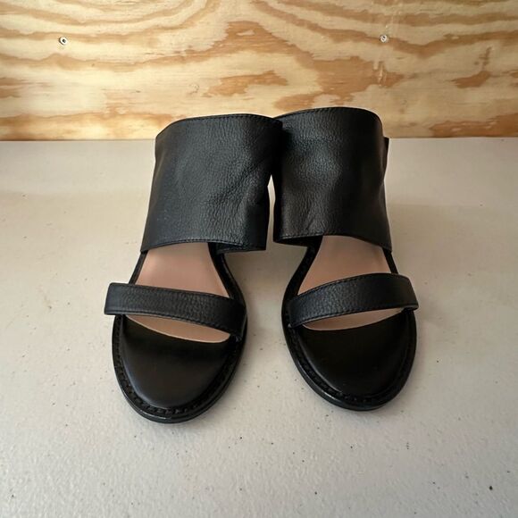 Chinese Laundry Black Heels - Picture 2 of 5